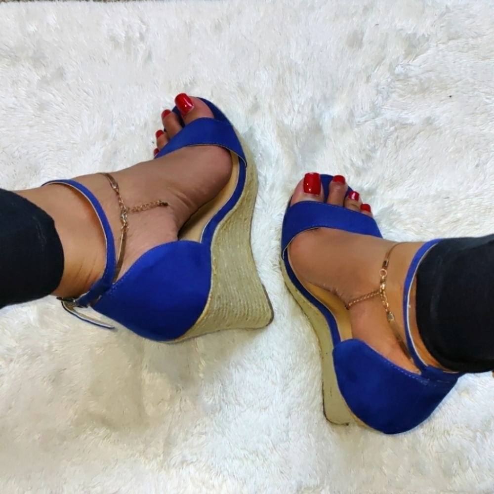 Blue Express wedges